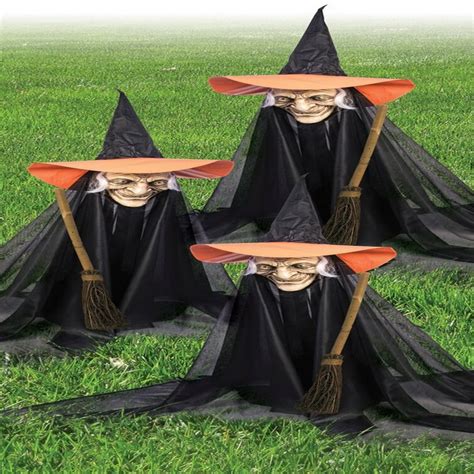 Guardians of the Night Sky: Scaring off Evil with Witchly Scarecrows